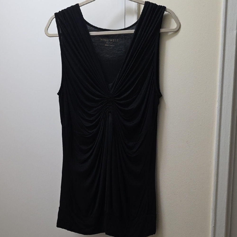 Nine West Black Gathered Front Top